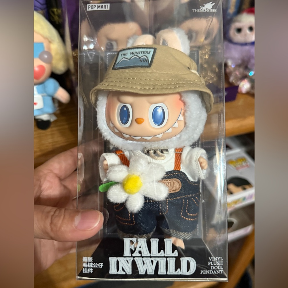 POPMart fall in Wild pendant